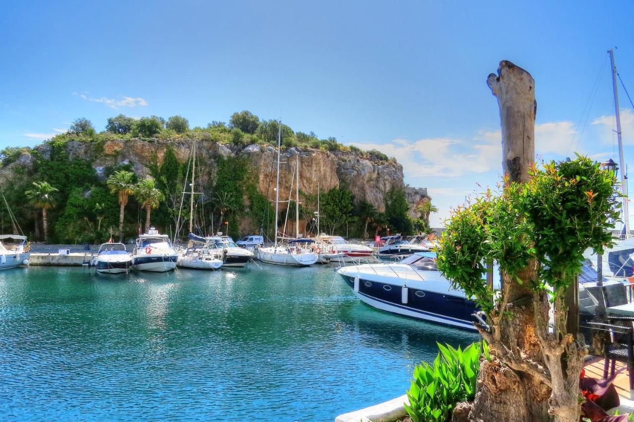 Sangria Blanca Apartment La Herradura  Exterior photo